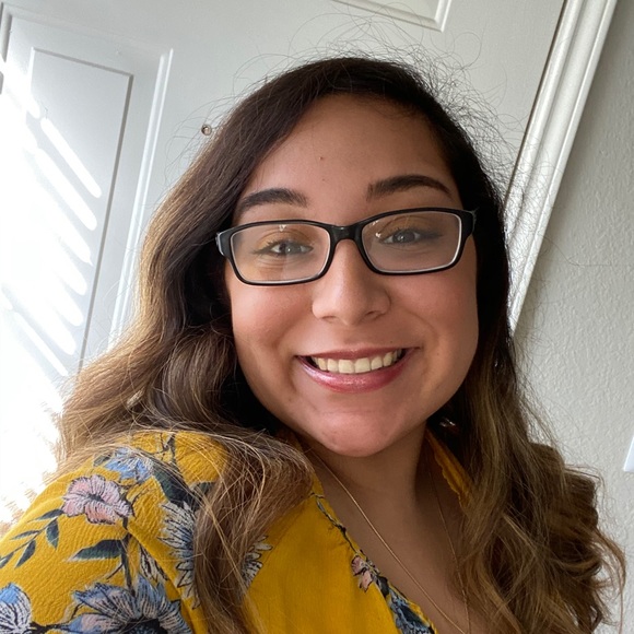 Meet your Posher, Pam - Picture 1 of 1